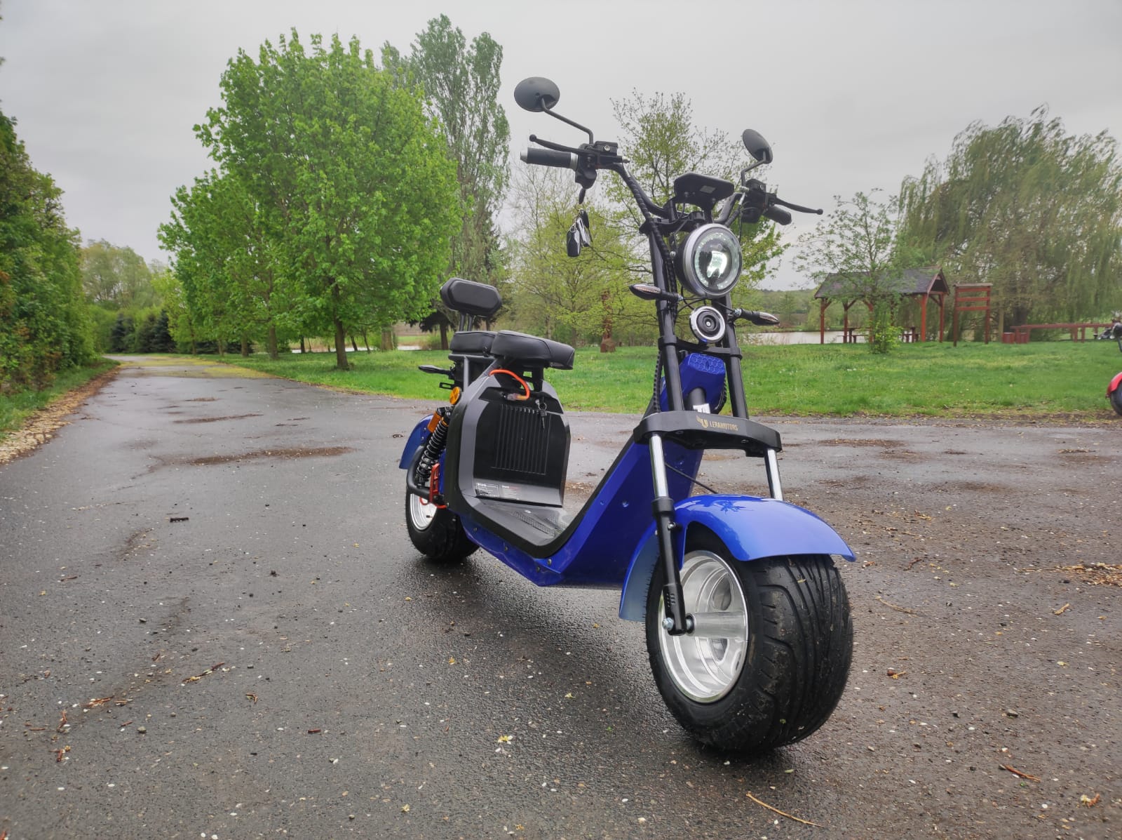 Elektrická koloběžka Lera Scooters C2  2000W modrá